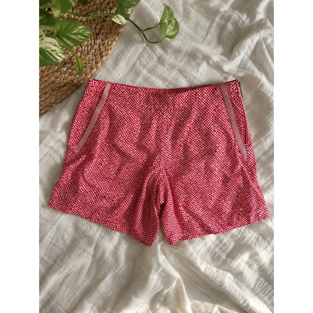 Cabi Womens Red White Micro Dot Print Shorts Side Zip Herringbone Trim Size 4